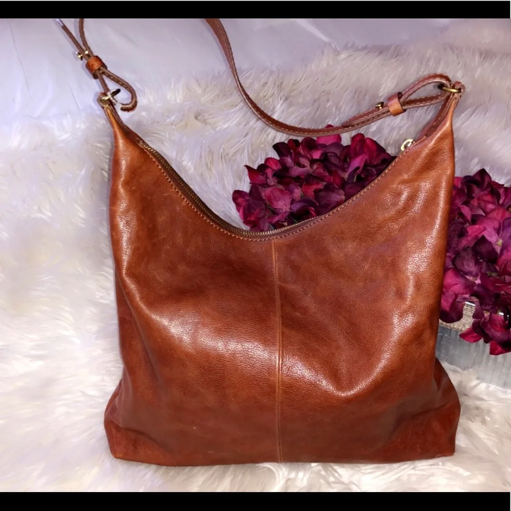 FOSSIL Brown Leather Hobo Shoulder Bag